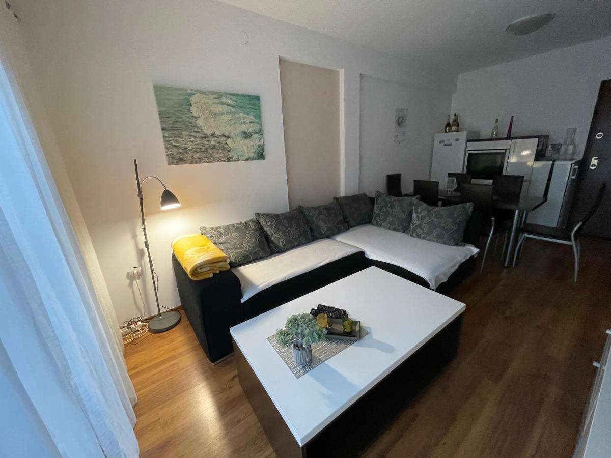 Apartment Deluxe Im Medulin Exterior photo